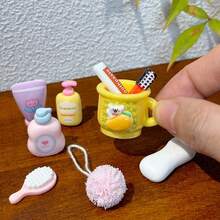 Exquisito juego de baño en miniatura para casa de muñecas, que incluye cepillo de dientes en miniatura, pasta de dientes, vaso, gel de ducha, bola de baño, jabón, champú, limpiador facial y cepillo corporal. Estos delicados modelos en miniatura de baño para casa de muñecas también son excelentes accesorios de fotografía. - Multicolor - Ver 1