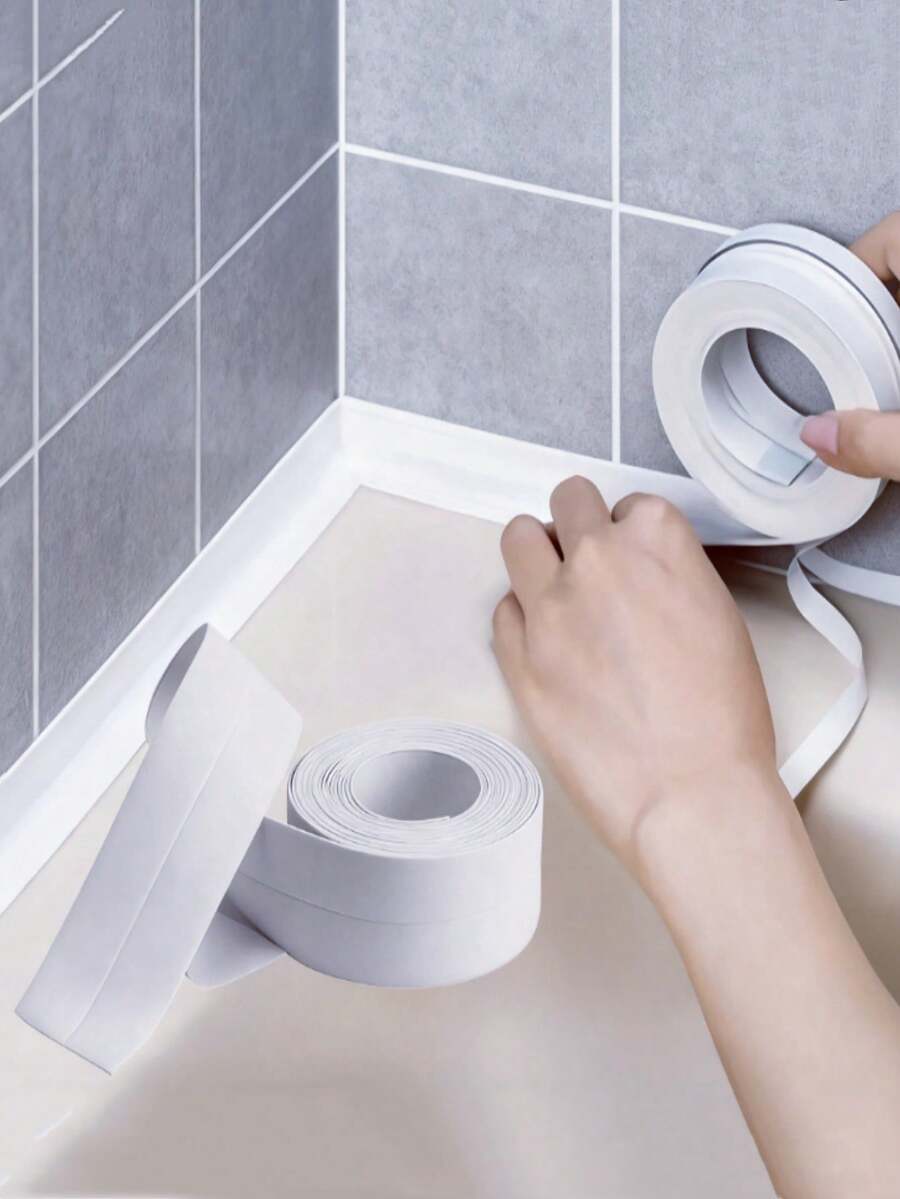 1 Rolo de Fita Vedante/Tira Vedante/Fita Vedante Impermeável para Piso, Tira Vedante Impermeável de PVC, Fita Calafetadora Decorativa Autoadesiva, Fita Vedante Calafetadora, Tira Vedante Autoadesiva para Pia e Fogão, Fita Vedante para Borda de Banheira de Cozinha e Banheiro, Protetor de Borda de Piso e Parede, Decoração de Casa e Banheiro, Temporada de Volta às Aulas - Branco - Visão 1