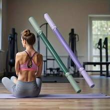 便携式多功能瑜伽棒，集健身和普拉提功能于一体，家用普拉提棒，结构坚固耐用，符合人体工学的防滑手柄，适用于瑜伽、普拉提、健身、姿势矫正、拉伸、日常姿势调整和柔韧性训练，适合室内外运动。