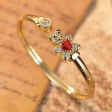 这款时尚可爱的绿色小熊锆石开口手镯是送给您爱人和母亲的珠宝礼物，也是日常佩戴的热门配饰。 - 綠色 - 查看 5