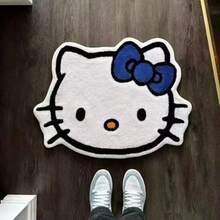 SANRIO 1块造型地毯（50*60厘米），多种可爱图案，厚实柔软，可用作入口、卧室、浴室的防滑垫，或用作客厅/梳妆台的装饰地毯，兼具实用吸水防滑功能，并散发着可爱少女气息。 - 彩色 - 查看 11