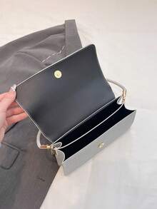 女士简约方形手提包，新款夏季时尚纯色单肩包，休闲托特包，复古斜挎包 - 銀色 - 查看 7