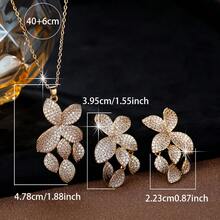 Bộ trang sức 2 món sang trọng, thanh lịch gồm dây chuyền và bông tai hình hoa, hộp quà trang sức cao cấp phù hợp cho kỷ niệm, sinh nhật, dành cho phụ nữ. - T41199 - Xem 4