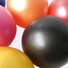 1pc Mini Pilates Yoga Ball, Stable Small Curved Board For Home Use, Soft & Comfortable, With Air Pump, Can Improve Balance, Size: 9.8 Inches