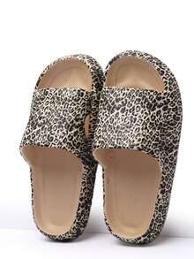 Women's EVA Soft Bottom Slip-On Slippers, Leopard Print Pattern Accent, Novel & Unique, Non-Slip & Durable, Suitable For Spring/Summer - Leopard - View 3