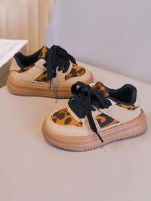 1 Pair Unisex Leopard Print Flat Sneakers, Soft Sole Non-Slip Casual Toddler Shoes, Fashion Versatile Children Canvas Shoes, Suitable For All Seasons - Khaki - View 8