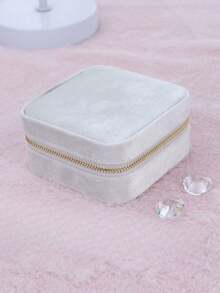 1个天鹅绒首饰盒，方形拉链首饰收纳盒，便携式旅行首饰盒，优雅首饰整理盒，可存放戒指、耳环、项链、口红和其他迷你化妆工具，天鹅绒外层，方便旅行和居家首饰收纳，也是开学季的必备品。 - 彩色 - 查看 20