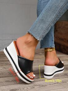 2026 Summer New Thick-Soled Girl's Sandals, Girl's Slippers, Beach Vacation Slippers, Versatile Casual Girl's Shoes, College Student Girl's Sandals, Outdoor Girl's Slippers, Teenage Girls' Shoes, Platform Wedge Girls' Sandals, Teenage Sandals