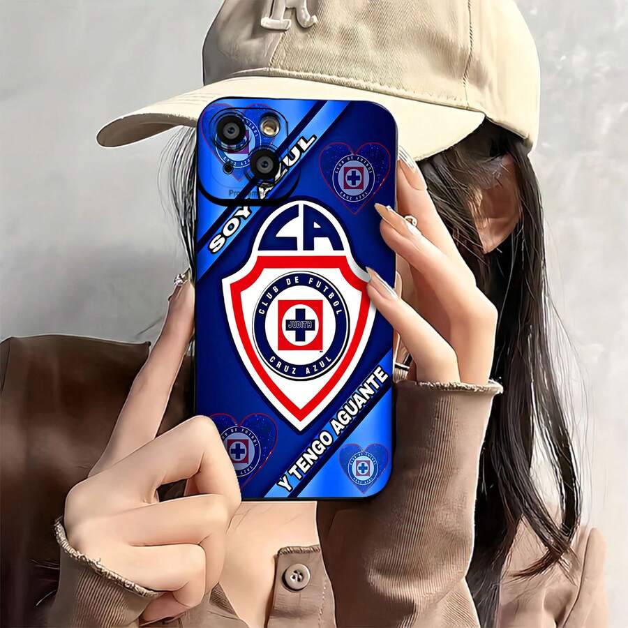 Funda para teléfono Cruz Azul con diseño de corazón y logotipos dinámicos del club, ideal para teléfonos , 17, 16 Pro Max, 15 Pro Max, 13 y 12. Fabricada con TPU resistente para una protección superior contra golpes y caídas. Perfecta para aficionados al deporte, cumpleaños, regalos familiares o para demostrar tu cariño en estas fiestas. - Negro - Ver 1