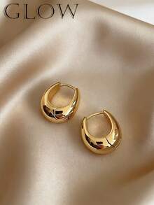 A Pair Of Gold French Retro Light Luxury Minimalist Plain Band Geometric Stud Earrings For Young Girls' Daily & Holiday Wear - Geometry - View 1