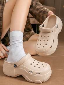 Spring/Summer New Women's EVA Thick-Soled Khaki Hollow Sandals, Featuring Innovative Geometric Line Design, Anti-Slip, Durable, Height-Increasing, Versatile Wear