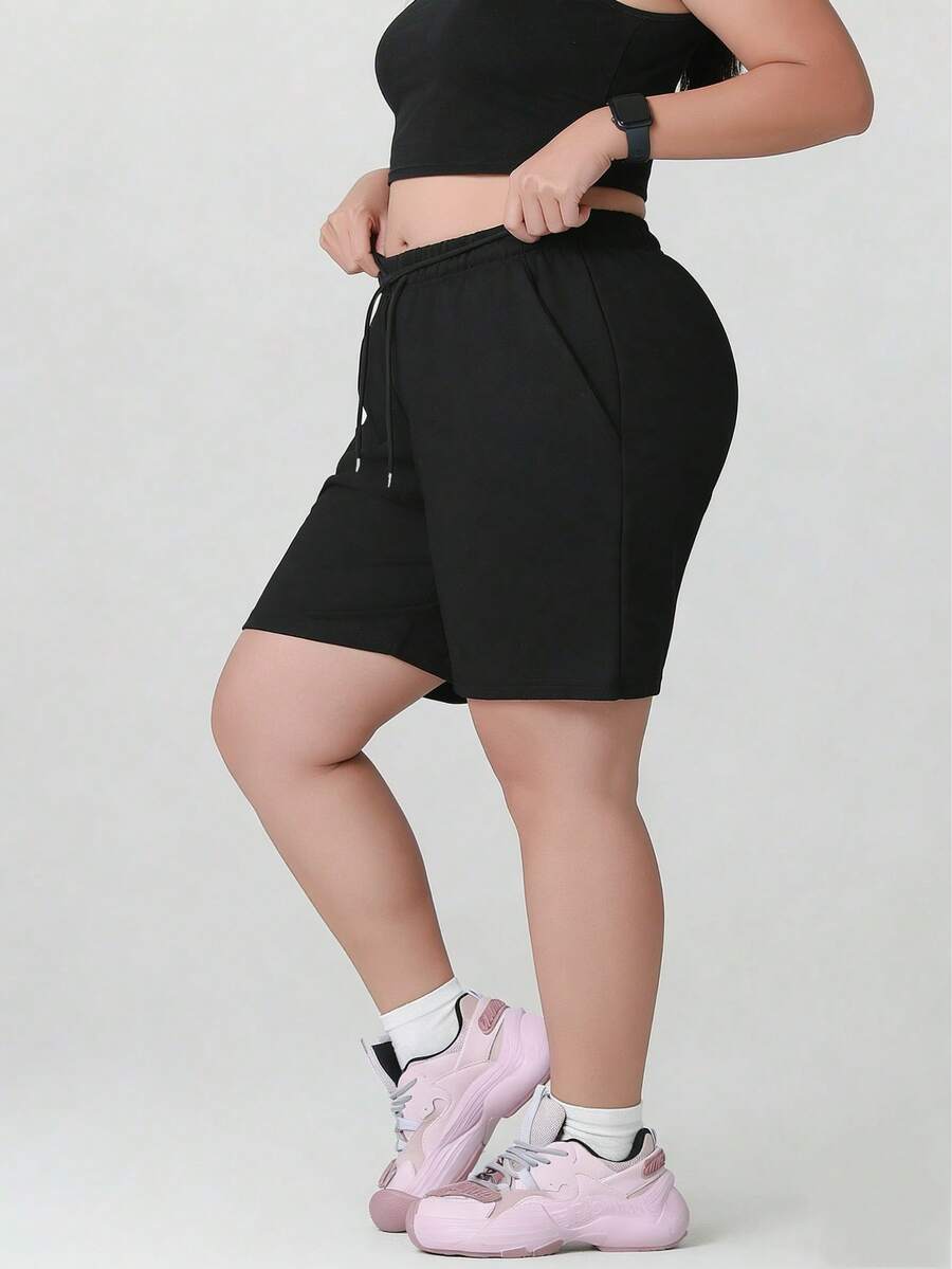 大码女式纯色休闲短裤，夏季运动裤，直筒裤型，5英寸内缝，弹性腰带配抽绳和拉链口袋，适合瑜伽、跑步、健身等运动。 - 黑色 - 查看 1
