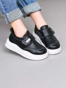 1 Pair Unisex Casual Design Low-Top Sneakers, Soft Sole Non-Slip Children's Skate Shoes, Fashion Versatile Student Running Shoes, Suitable For All Seasons - Black - View 3