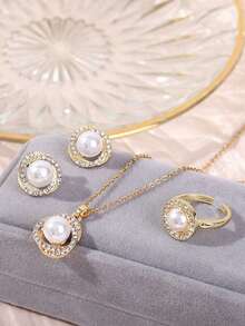 3件套优雅闪亮珍珠首饰套装，镶嵌水钻，包边设计，包含项链+耳环+戒指，展现精致美感
