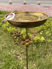 1pc Vintage Outdoor Bird Bath, Metal Bird Feeder, Outdoor Bird Bathtub, Hummingbird Feeder, Suitable For Garden, Yard, Patio And Lawn Decor, Outdoor Decoration, Ideal Gift For Bird Lovers, Attracts Wildlife, Perfect Garden Decor - Multicolor - View 6