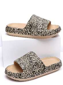 Women's EVA Soft Bottom Slip-On Slippers, Leopard Print Pattern Accent, Novel & Unique, Non-Slip & Durable, Suitable For Spring/Summer - Leopard - View 2
