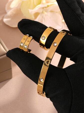 1/5pcs 18K Gold Plated Heart Earrings, Bracelet, Ring Set, Elegant Ladies Bangle Bracelet With 6mm Clasp Bracelet, Ring, Earrings Combo, Luxury Waterproof Non-Fading Jewelry Set, Suitable For Daily Wear, Gift