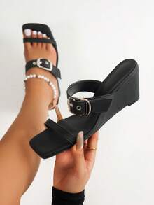 2026 女士黑色方头坡跟厚底凉鞋，金属扣露趾绑带百搭女士凉鞋 - 黑色 - 查看 3