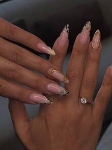 10片手工制作杏仁形乳白色斑马纹法式雕花美甲贴纸，饰以手工3D五瓣花和手绘斑马纹法式图案，并以3D金色圆圈和线条点缀。 - 彩色 - 查看 2