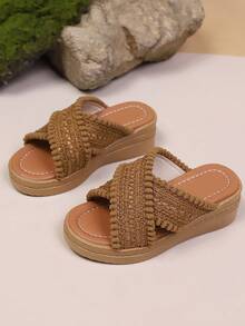 1双儿童/青少年编织镂空纹理厚底交叉绑带休闲沙滩凉鞋 - 棕色 - 查看 4