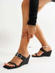 2026 女士黑色方头坡跟厚底凉鞋，金属扣露趾绑带百搭女士凉鞋 - 黑色 - 查看 5