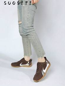 Women's New Lightweight Comfortable Casual Outdoor Skateboard Shoes - Brown - View 3