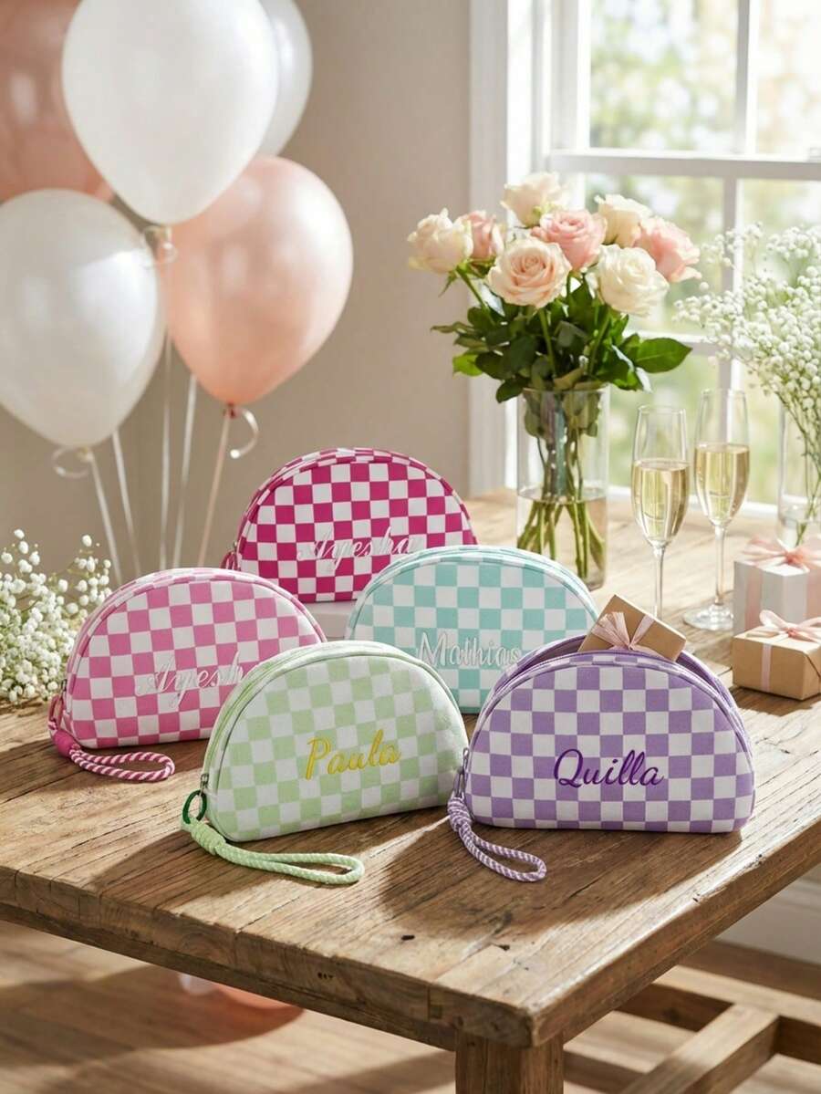 Bolsa de maquillaje bordada a medida con estampado de cuadros | Organizador de artículos de tocador de viaje para mujeres, regalo de despedida de soltera, regalo de ducha nupcial, bolsa de cosméticos para almacenamiento portátil - Multicolor - Ver 1