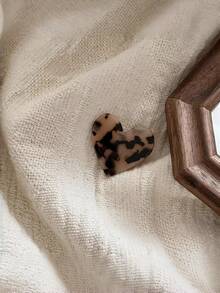 2个撞色心形亚克力发夹，可爱发饰，适合派对、情人节和日常佩戴，包括四叶草发夹、发爪、发夹和发卡。 - 彩色 - 查看 6