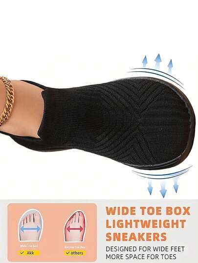 Women Wide Fit Breathable Lightweight Knit Slip-On Walking Shoes Textured Knit Pattern Round Toe Low-Top Flat Heel Sneakers Casual Comfort Style For Women Daily Walking Work Travel Spring Summer Black Fabric Slip-On Shoes