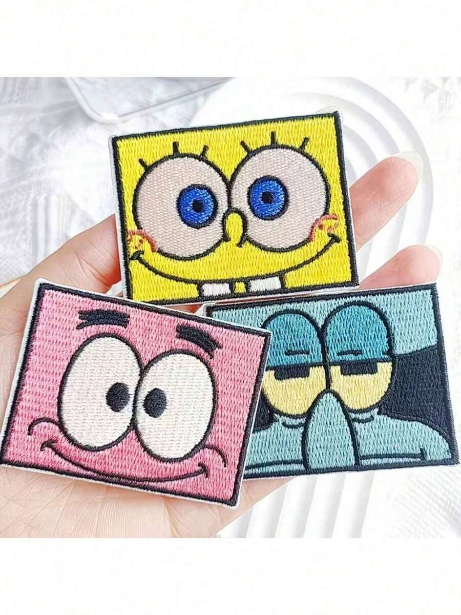 SpongeBob SquarePants 3片装卡通自粘熨烫贴片，创意装饰贴片套装，适合作为情人节礼物和返校必备品。无论是修补衣服上的小洞，还是为素色背包、帽子和帆布鞋增添个性化装饰，亦或是点缀笔记本、礼品盒和文具，这些刺绣贴片都能轻松胜任。孩子们还可以用它们来装饰校服和书包，是DIY爱好者的必备之选。