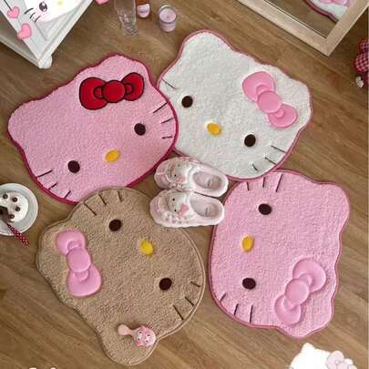 SANRIO 1 adet  şekilli halı (50*60 cm), çok sayıda sevimli tasarım, kalın, yumuşak dokunuşlu, giriş, yatak odası, banyo için kaymaz paspas veya oturma odası/makyaj masası için dekoratif halı olarak kullanılabilir, sevimli kız çocuklarına uygun bir havaya sahip, pratik emici ve kaymaz özelliktedir.