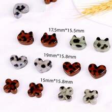 5/10颗塑料/树脂材质的波点、豹纹、花朵、心形珠子，适合DIY珠宝、手链/项链、手机挂绳等工艺品制作。