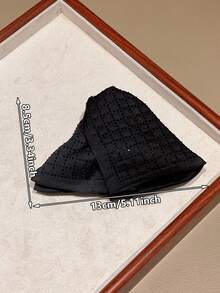 1pc Women's Fashionable Plaid Rhinestone Triangle Hair Clip, New Hair Claw For Bun Hairstyle, Stylish & Convenient For Party, Beach, Dress, Daily Wear, Suitable As Valentine's Day Gift, Carnival Season Women Claw Clips Fashion Hair Accessories Elegant Hair Clutch Casual Hair Jaw Clip