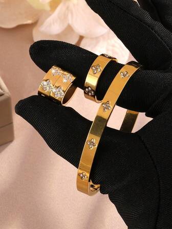 1/5pcs 18K Gold Plated Clover Earrings, Bracelet, Ring Set, Elegant Ladies Bangle Bracelet With 6mm Clasp Bracelet, Ring, Earrings Combo, Luxury Waterproof Non-Fading Jewelry Set, Suitable For Ladies Daily Wear, Gift