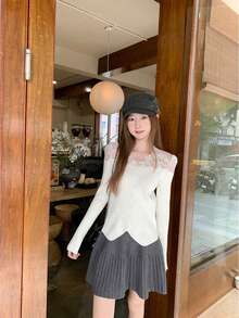 法式浪漫蕾丝拼接针织毛衣，2025秋冬新款，修身长袖打底衫 - 杏色 - 查看 8