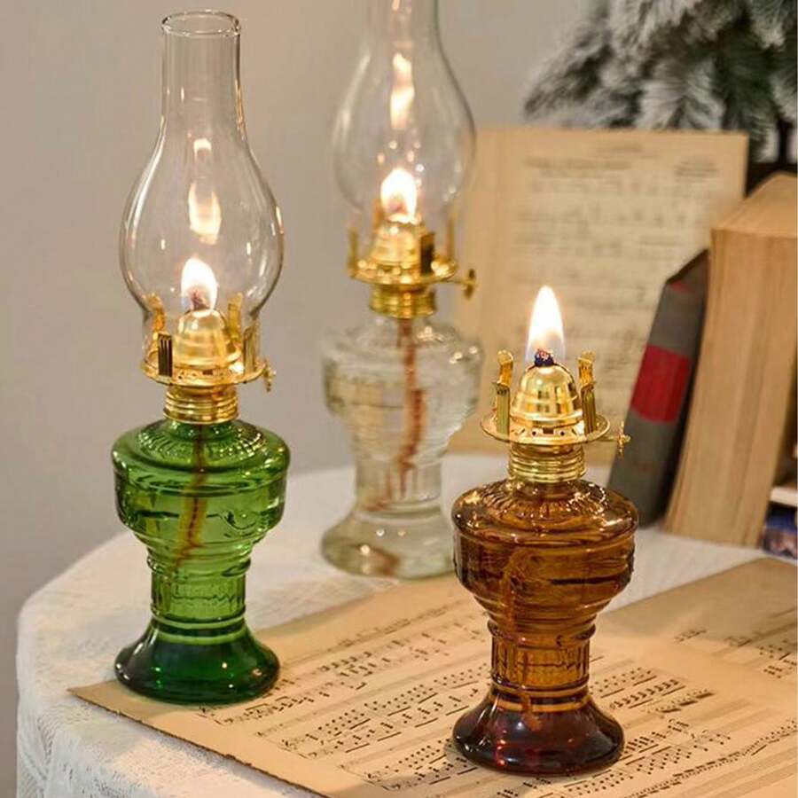 1pc Vintage Large Oil Lamp, Glass Kerosene Lamp, Antique Oil Lamp, Indoor Emergency Lighting Windproof Lamp (Liquid Not Included), Retro Home Decor Garden Decor Lampshade, Back To School Gift, Teacher's Day Gift, Valentine's Day Decor, Easter Decor