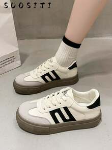 新款女士防滑平底休闲鞋 - 黑與白 - 查看 2