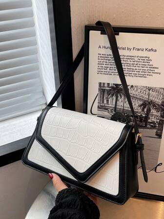 Bolso bandolera de contraste negro y blanco para mujer - Diseño minimalista elegante, piel de PU con estampado de cocodrilo, estilo de solapa de sobre, correa de hombro ajustable, capacidad compacta, estilo casual elegante para uso diario/oficina/citas.