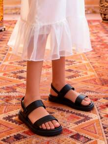 1双时尚儿童平底凉鞋，优雅女童凉鞋，休闲男童凉鞋，套脚设计，适合日常出行、婚礼派对、夏季假期穿着 - 黑色 - 查看 3