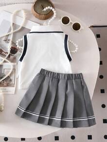 2pcs Baby Girls' Heart Embroidery Polo Collar Sleeveless Top And Ribbon Waist Pleated Skirt Set, Cute & Elegant Street Style - Light Grey - View 2