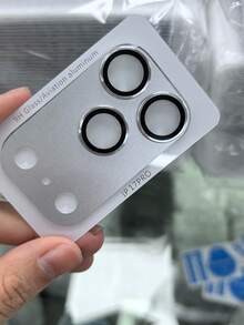 2 piezas Protector de lente de cámara compatible con iPhone 17 Pro Max - Vidrio templado premium 9H, adhesivo fuerte | Compatible con diseño de funda para teléfono, ajuste perfecto | Anti-arañazos, anti-huellas dactilares, anti-polvo | Protección de cobertura completa, previene arañazos e impactos | Cubierta de lente de alta transmitancia, mantiene la calidad de imagen original | Regalo ideal para familiares, amigos y entusiastas de la fotografía móvil en Halloween, disponible en naranja cósmico/plata/azul aplicable a Daily Shield, Oficina, Hogar Diario Escudo Oficina Hogar Cubierta de cámara de teléfono a prueba de agua a prueba de golpes resistente a arañazos - 2 piezas - Ver 5