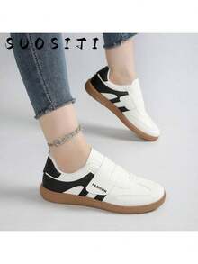 2025 New Arrival Plus Size 36-41 Women Flat Student Casual Sports Fashion White Sneakers - Black and White - View 2