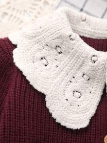 Áo khoác len cho bé gái tuổi teen với viền thêu hoa. - Màu Đỏ Sâu - Xem 4