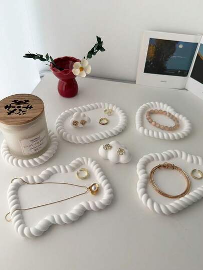 Minimalist Cloud Asymmetrical Geometric Aroma Candle Gypsum Tray, Jewelry Photography Props, Decoration Accessories, Jewelry Display Tray, Jewelry Storage Tray, Earring Necklace Photo Shooting Prop