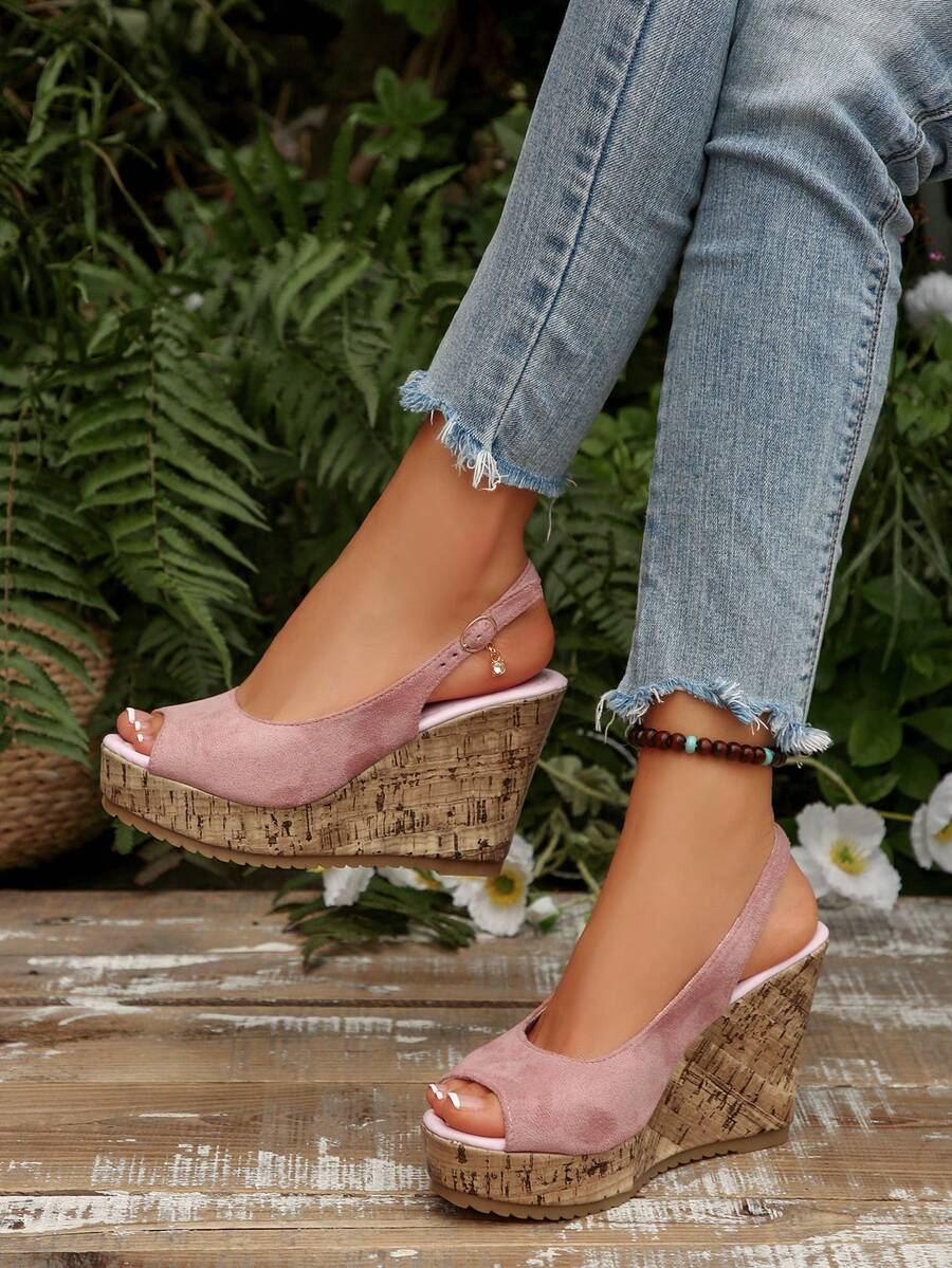 1. 轻盈面料女士坡跟露趾凉鞋，夏季新款水晶吊坠绑带露趾坡跟高跟鞋