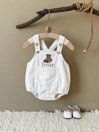 新生女宝宝可爱小熊刺绣灯芯绒连体衣，春秋季