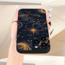 Una funda de teléfono personalizada, creativa y elegante que muestra elementos románticos y soñadores del universo, como estrellas y la luna, lo que la convierte en el regalo de cumpleaños perfecto tanto para hombres como para mujeres.Diseño a prueba de golpes y anticaídas, resistente a las manchas y duradero, compatible con múltiples s, incluyendo el  17.17 Pro...17 Pro Max...17 Agua. 16.16 Pro...16 Pro Máx.16 más.. 15.15 Pro Max...15 Pro...15 más.. 14.14 Pro...14 más..14 Pro Max... 13.13 Pro...13 Pro Max...12.12 Pro...12 Pro Max...11.11 Pro...11 Pro Máx.XR.X.XS.XS máx.Se.MiNi, es una opción de moda para amigas y novias. - Negro 2989 - Ver 9