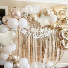 60件铂金生日气球套装，包含生日快乐横幅、金色皇冠铝箔气球、心形气球、五角星气球、金色金属丝帘、金白色乳胶气球，适用于生日派对、迎婴派对、奶油色主题生日派对、主题派对、摄影道具。