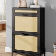 Zapatero de Ratán Slim con Almacenamiento Oculto de 2 Puertas Abatibles, Estantes Regulables, Mueble Independiente para Salón y Entrada - Negro - Ver 1
