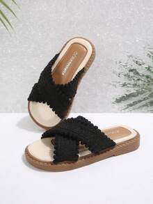 1 Đôi dép lê bé gái màu trắng ngọc trai khuyến mãi mùa hè, thoải mái, mềm mại, đơn giản, đế dày màu nâu, phù hợp cho bé gái 3-12 tuổi, thích hợp cho cả trong nhà và ngoài trời, có quả bông trang trí, thiết kế quai kép. - màu đen - Xem 2